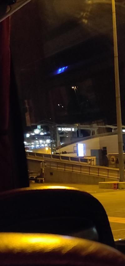dover_from_bus.jpg